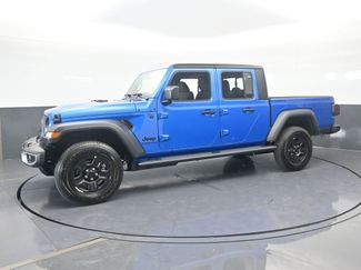 New 2026 Jeep Gladiator Sport video 2