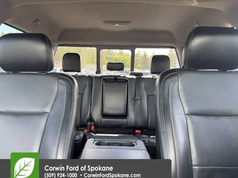 Used 2017 Ford F250 Lariat w/ Lariat Value Package AWD/4WD image 32