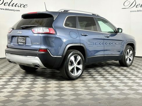Used 2021 Jeep Cherokee Limited w/ Elite Package AWD/4WD image 6