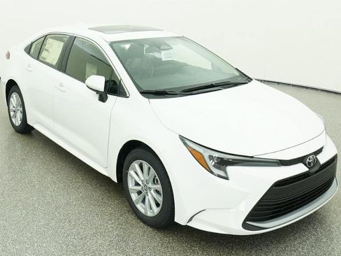 New 2026 Toyota Corolla XLE FWD image 3