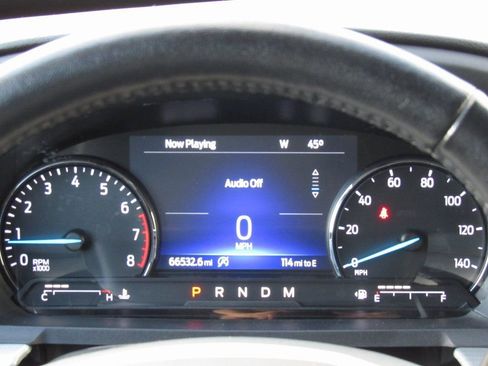 Used 2021 Ford Explorer XLT w/ Equipment Group 202A image 26