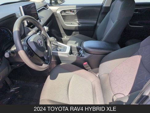 Used 2024 Toyota RAV4 XLE AWD/4WD image 14