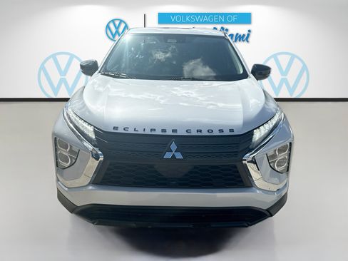 Used 2023 Mitsubishi Eclipse Cross LE AWD/4WD image 2