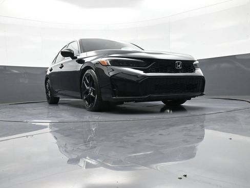 Certified 2025 Honda Civic Sport image 27