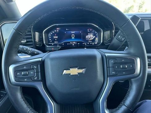 Used 2025 Chevrolet Silverado 2500 LT w/ Convenience Package AWD/4WD image 41