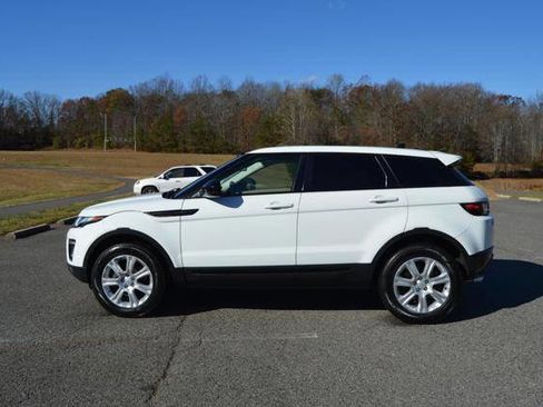Used 2016 Land Rover Range Rover Evoque SE image 70