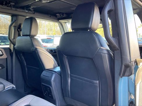 Used 2022 Ford Bronco Wildtrak image 19