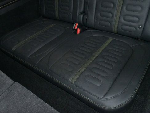 Used 2022 Rivian R1S Launch Edition image 23