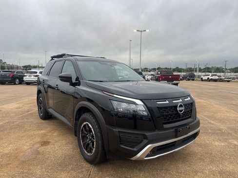 Certified 2025 Nissan Pathfinder Rock Creek image 1
