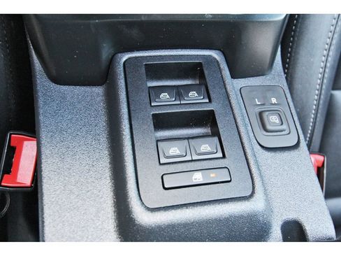 Used 2025 Ford Bronco Badlands w/ Sasquatch Package AWD/4WD image 18