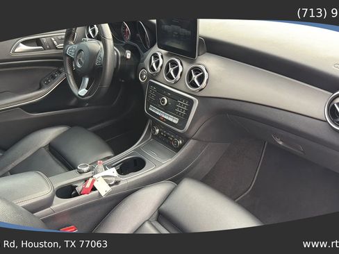 Used 2018 Mercedes-Benz GLA 250 image 39