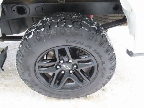 Used 2022 Chevrolet Silverado 1500 Custom Trail Boss image 15