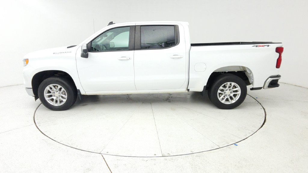 Certified 2025 Chevrolet Silverado 1500 LT w/ Safety Package AWD/4WD image 4