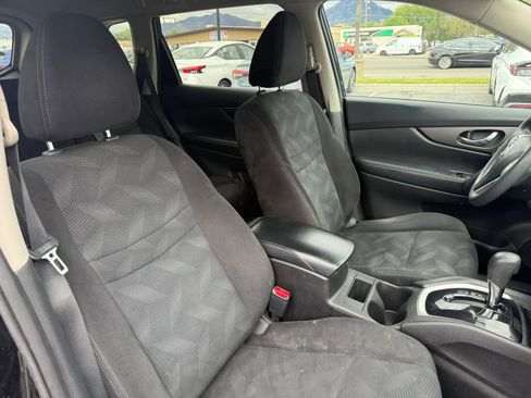 Used 2014 Nissan Rogue SV AWD/4WD image 22