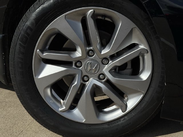 Used 2019 Honda Accord LX image 9