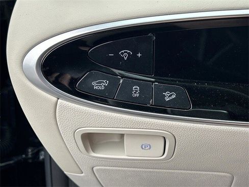 Used 2026 Genesis GV70 2.5T Select image 30