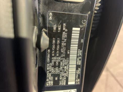 Used 2024 Toyota 4Runner SR5 Premium image 22