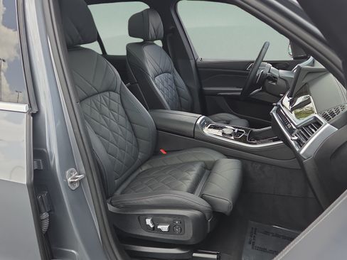 Used 2025 BMW X5 sDrive40i RWD image 32