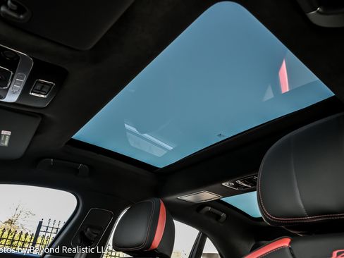 Used 2024 Bentley Flying Spur W12 image 26