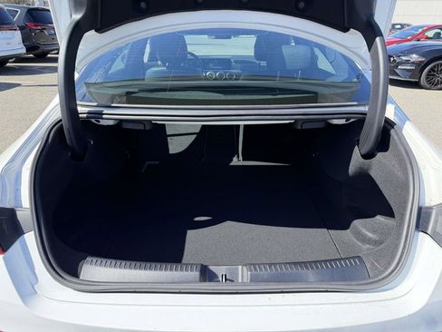 Used 2025 Mercedes-Benz CLA 250 4MATIC image 16