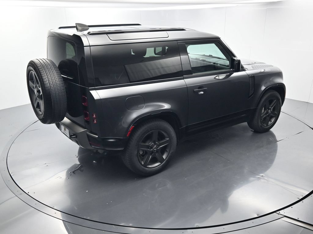 Used 2024 Land Rover Defender 90 X-Dynamic SE AWD/4WD image 35