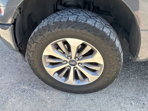 Used 2018 Ford F150 XL w/ Equipment Group 101A Mid image 17