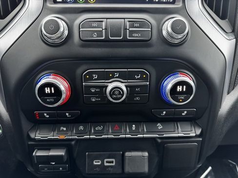 Used 2020 GMC Sierra 1500 Elevation w/ Elevation Value Package image 11