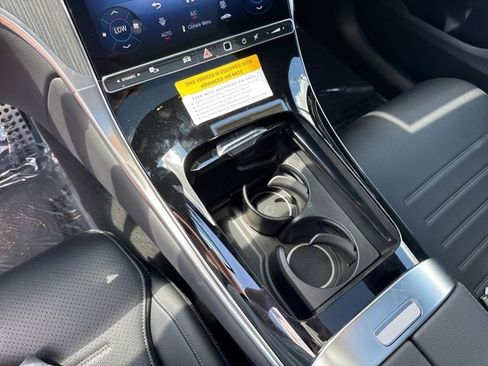 Certified 2025 Mercedes-Benz GLC 300 4MATIC image 20