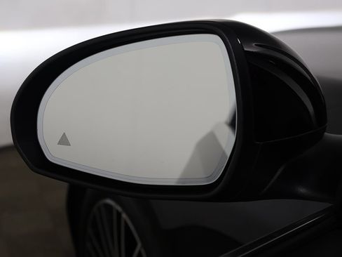 Used 2023 Mercedes-Benz C 300 4MATIC Sedan w/ Exclusive Trim Package image 33