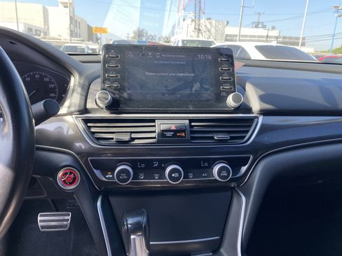 Used 2020 Honda Accord Sport image 15
