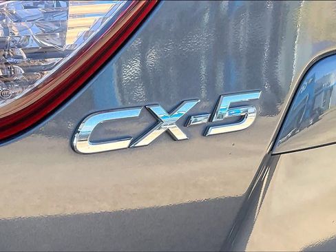 Used 2015 MAZDA CX-5 Touring image 11