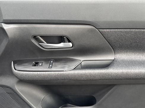 New 2025 Nissan Kicks SV w/ SV Premium Package image 20