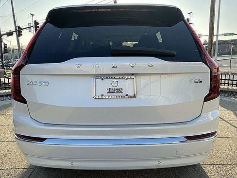 New 2026 Volvo XC90 T8 Ultra w/ Protection Package Premier AWD/4WD image 9