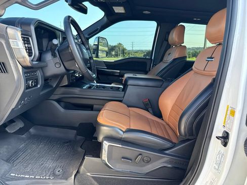 Used 2024 Ford F450 Platinum w/ FX4 Off-Road Package AWD/4WD image 6