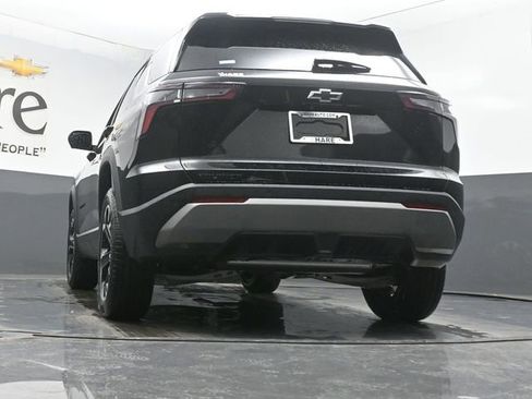 New 2026 Chevrolet Equinox LT w/ Convenience Package II image 32