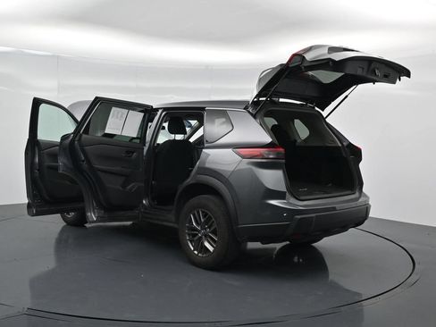 Used 2025 Nissan Rogue S AWD/4WD image 42