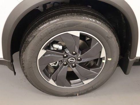 New 2026 Nissan Rogue SV w/ SV Premium Package image 7