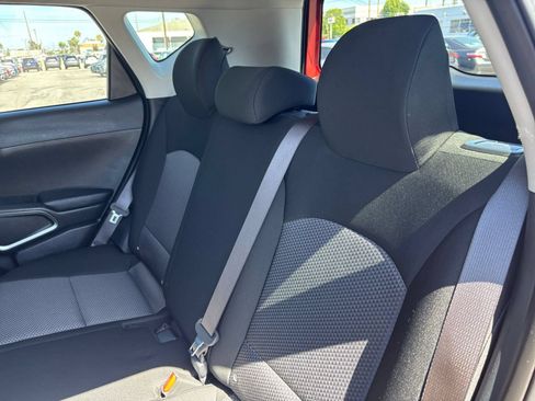 Used 2025 Kia Soul LX w/ LX Technology Package FWD image 25