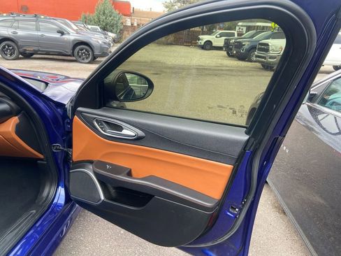 Used 2020 Alfa Romeo Giulia AWD w/ Nero Edizione image 28