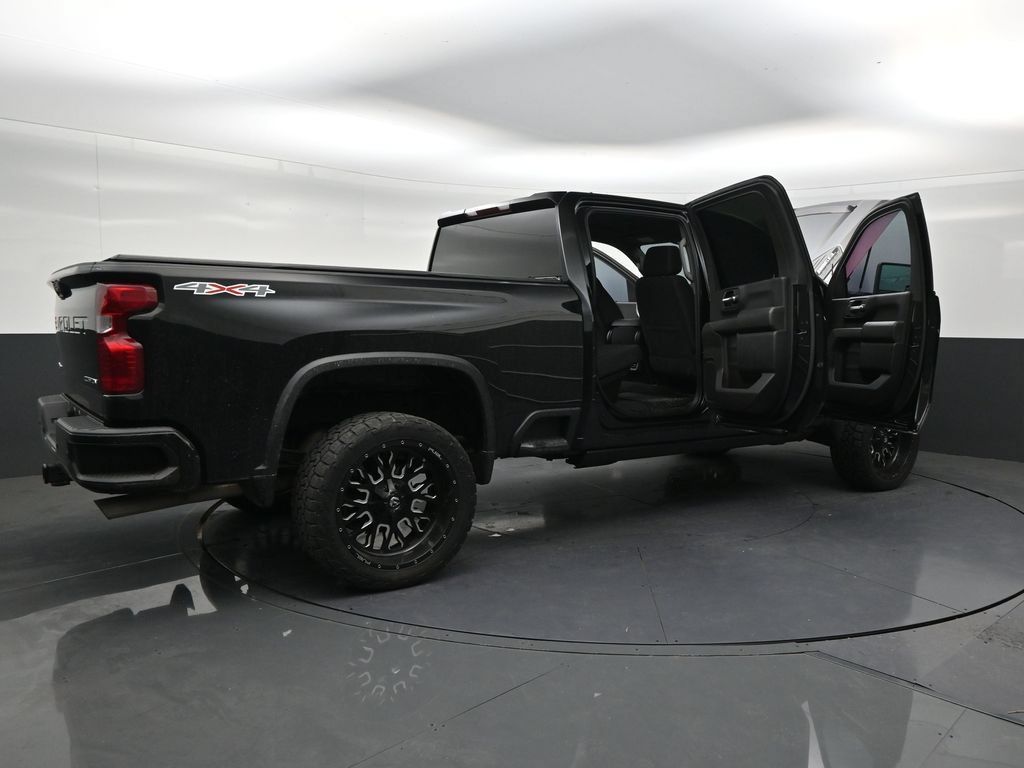 Used 2025 Chevrolet Silverado 2500 Custom w/ Custom Value Package AWD/4WD image 27