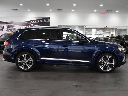 Used 2023 Audi Q7 3.0T Prestige image 11
