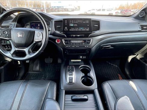 Used 2022 Honda Passport TrailSport image 15