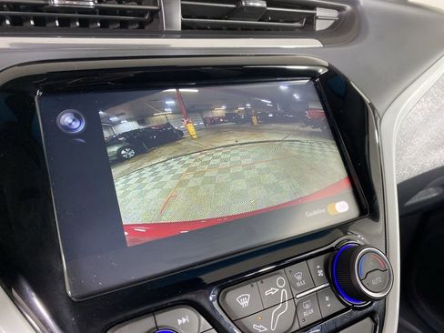 Used 2020 Chevrolet Bolt LT image 17