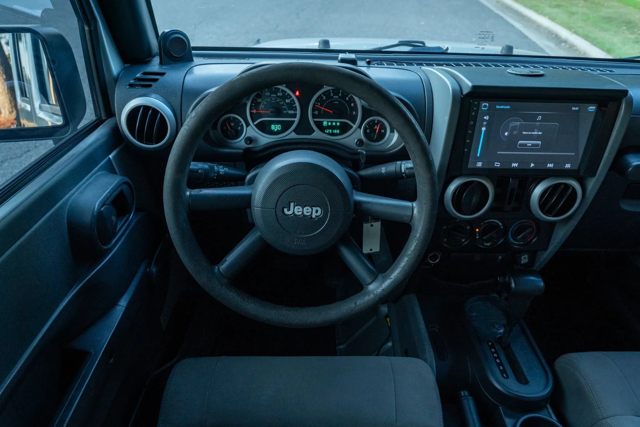 Used 2010 Jeep Wrangler Unlimited Sport RWD image 16