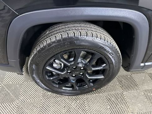 Used 2024 Jeep Compass Latitude w/ Sun and Sound Group image 10