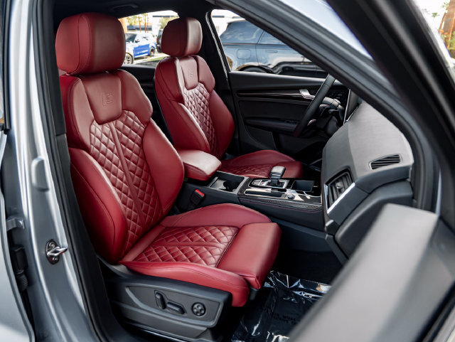 Used 2024 Audi SQ5 Premium Plus AWD/4WD image 38