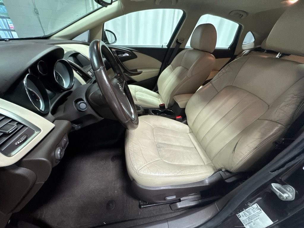 Used 2014 Buick Verano Premium FWD image 18