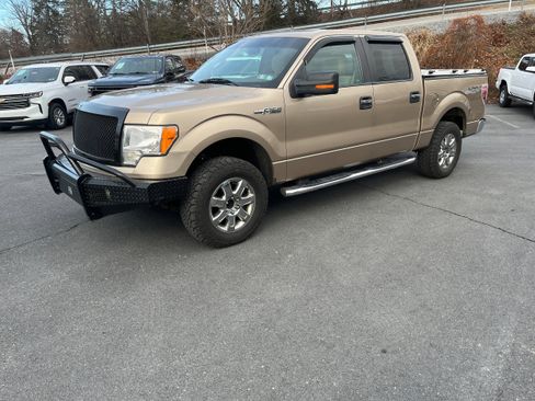 Used 2013 Ford F150 XLT w/ Luxury Equipment Group image 27