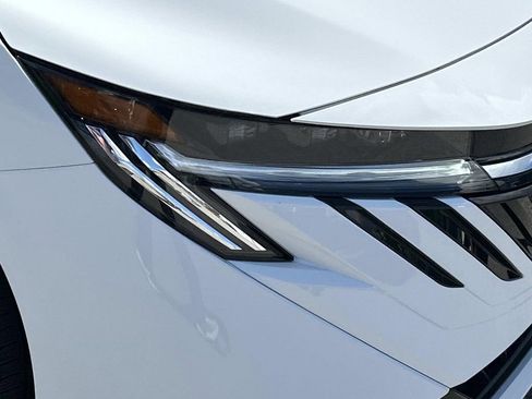 New 2026 Nissan Sentra SV w/ SV Convenience Package FWD image 10