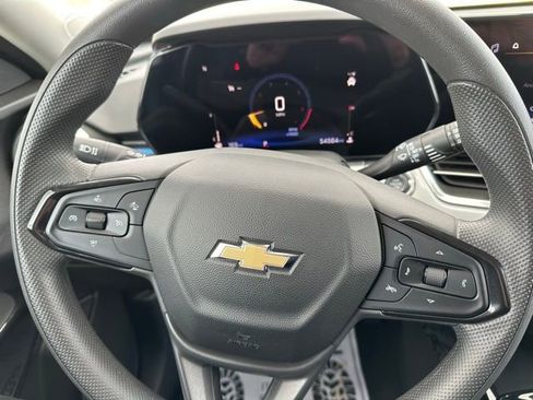 Certified 2024 Chevrolet Trax LT image 24